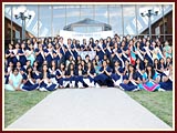 The Swaminarayan Sampraday: 1781 Kishoris Group Photo Session