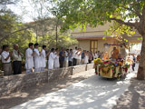  Devotees engaged in darshan of Swamishri