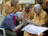  Swamishri blesses Dr. Reddy of Apollo Hospitals