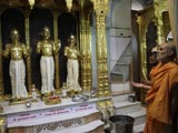 Pujya Viveksagar Swami engaged in patotsav rituals of Sarangpur Mandir