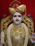  Shri Harikrishna Maharaj