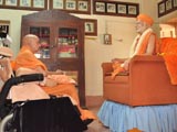  Swamishri engaged in darshan of Brahmaswarup Yogiji Maharaj