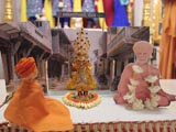  Shri Harikrishna Maharaj adorned in chandan