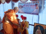  Pujya Viveksagar Swami performs pre-pratishtha rituals
