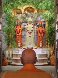  Swamishri engaged in darshan of Thakorji