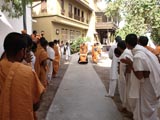  Swamishri on the way for Thakorji's darshan