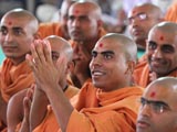  Sadhus engaged in Swamishri's darshan