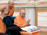  Swamishri blesses youths