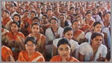  Youths engaged in darshan of Swamishri