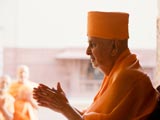 7:30am - Swamishri leaving the Mandir for the medical procedure