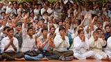 Devotees are overjoyed at the darshan of Swamishri in good health after yesterday's pacemaker implant