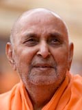 Swamishri in a divine, jovial mood