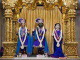 Shri Harikrishna Maharaj and Shri Radha-Krishna Dev 