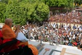  Swamishri bids Jai Swaminarayan to devotees