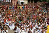  Devotees joyfully doing darshan of Swamishri