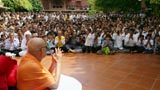  Swamishri bids Jai Swaminarayan to devotees