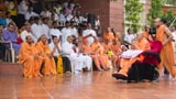 Swamishri greeting religious leaders, sadhus and devotees