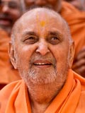 Swamishri in a divine mood 