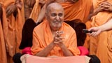 Swamishri in a divine, jovial mood 