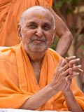 Swamishri in a divine, jovial mood