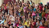 Devotees doing darshan of Swamishri