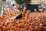  Swamishri bids Jai Swaminarayan to sadhus