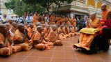  Swamishri bids Jai Swaminarayan to sadhus