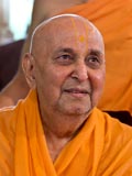  Swamishri in a divine, jovial mood