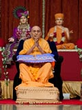  Swamishri during the ravi sabha