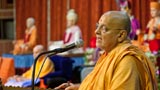  Pujya Ishwarcharan Swami delivers a discourse