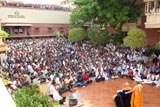  Devotees doing darshan of Swamishri