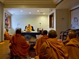  Swamishri performs his morning puja