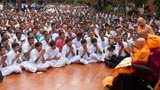  Devotees engaged in darshan of Swamishri