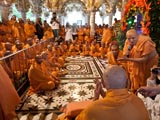  A skit presentation before Swamishri