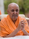  Swamishri engrossed in darshan