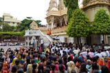  Devotees doing darshan of Swamishri