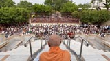  Devotees doing darshan of Swamishri