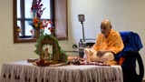  Swamishri performs his morning puja