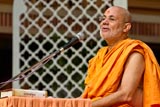  Pujya Viveksagar Swami delivers a discourse