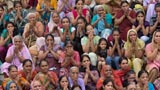  Devotees doing darshan of Swamishri