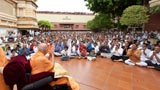  Devotees doing darshan of Swamishri