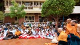  Devotees doing darshan of Swamishri