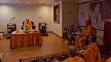  Swamishri performs his morning puja