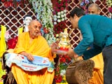  Swamishri blesses doctors