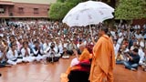  Devotees doing darshan of Swamishri