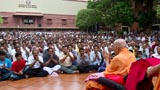  Devotees doing darshan of Swamishri