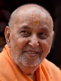 Swamishri in a divine, jovial mood