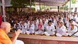  Devotees doing darshan of Swamishri