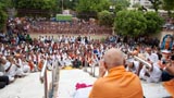  Devotees doing darshan of Swamishri