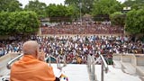  Devotees doing darshan of Swamishri